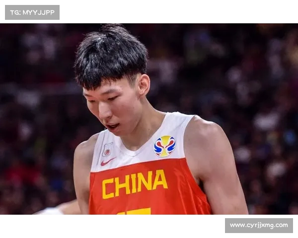 中国男篮依赖李凯尔过度 周琦状态下滑后卫低迷引发担忧 中国男篮依赖李凯尔过度 周琦状态下滑后卫低迷引发担忧
